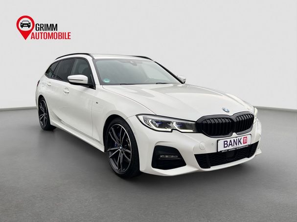 BMW 330d Touring M Sport 210 kW image number 2