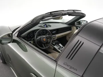 Car image 47