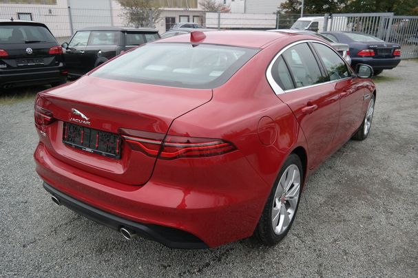 Jaguar XE 184 kW image number 7