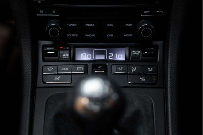 Car image 39