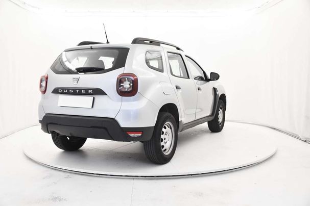 Dacia Duster TCe 100 Essential 74 kW image number 3