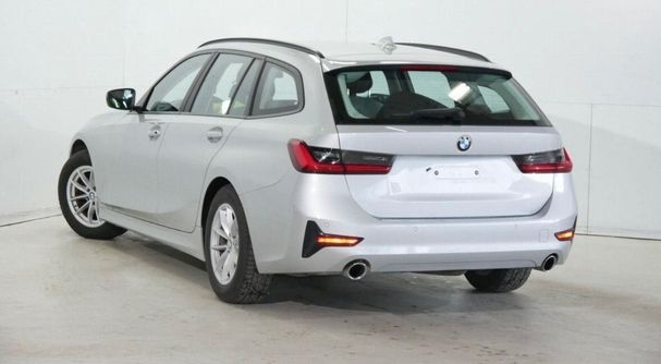 BMW 320d Touring Advantage 140 kW image number 8