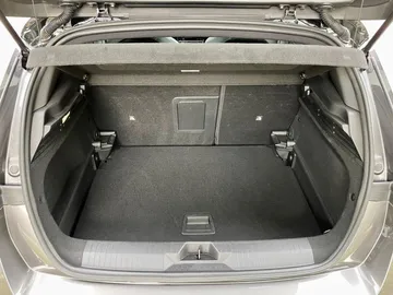 Car image 36