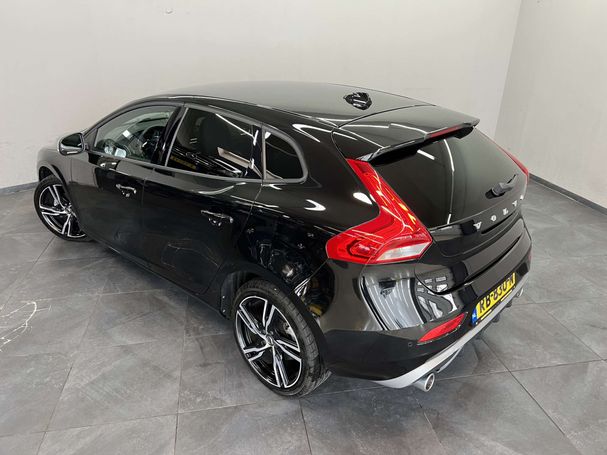 Volvo V40 D2 88 kW image number 10