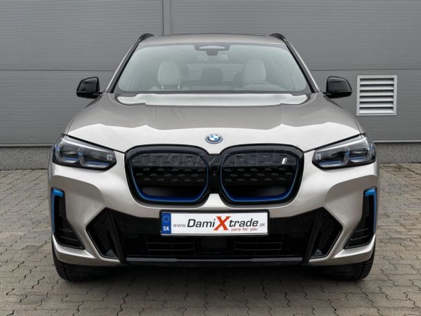 BMW iX3 210 kW image number 3