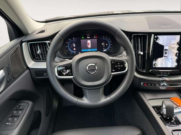 Volvo XC60 B4 Plus Dark 145 kW image number 12