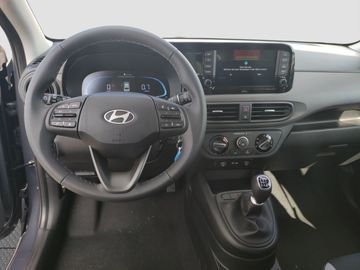 Car image 10