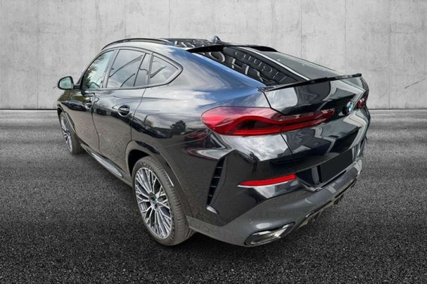 BMW X6 xDrive40d M Sport 259 kW image number 2