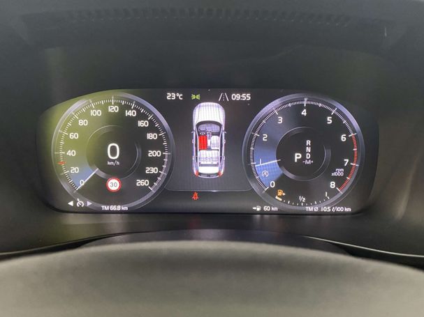 Volvo XC40 T2 Core Momentum 95 kW image number 33