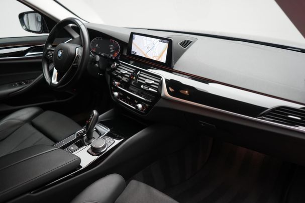 BMW 520d Sport Line 140 kW image number 7