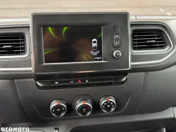 Car image 36