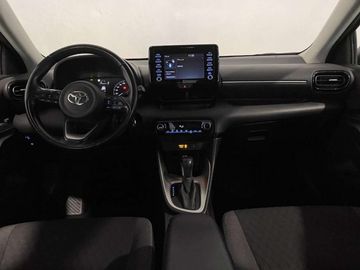 Car image 9