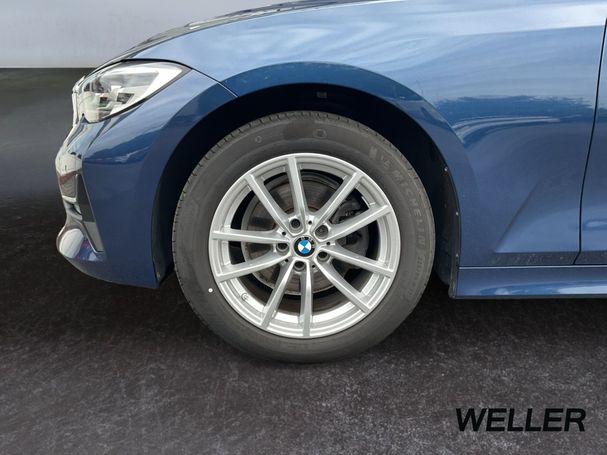 BMW 320d xDrive Advantage 140 kW image number 15