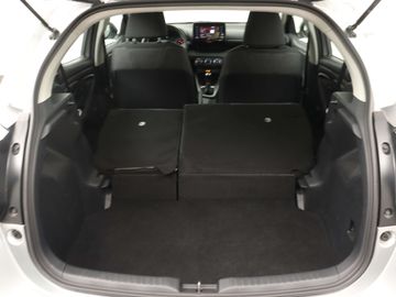 Car image 36