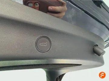 Car image 42