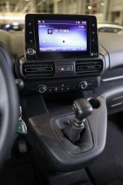 Car image 31