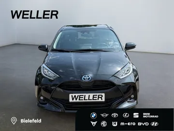 Car image 3
