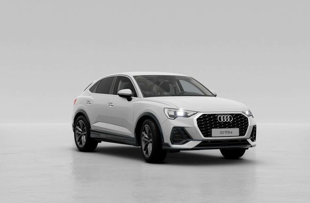 Audi Q3 45 TFSIe S tronic S-line 180 kW image number 1