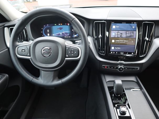 Volvo XC60 Core 145 kW image number 10