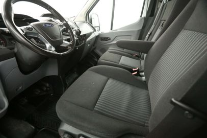 Car image 21