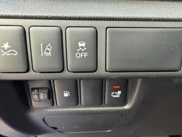 Car image 43