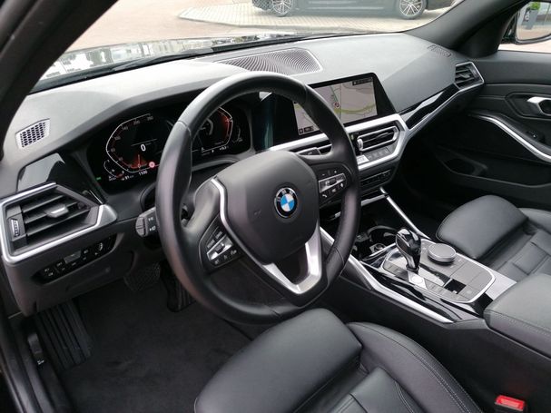 BMW 330d M Sport xDrive 210 kW image number 6