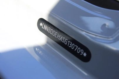 Car image 39