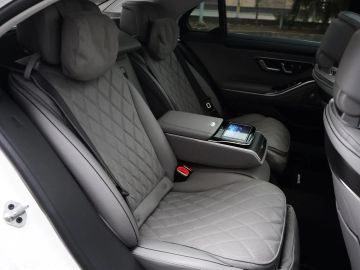 Car image 37