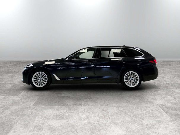 BMW 530 Touring xDrive 183 kW image number 4