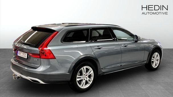 Volvo V90 Cross Country AWD 140 kW image number 6