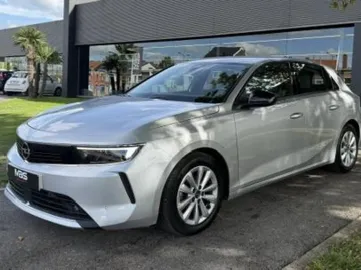 Car image 2