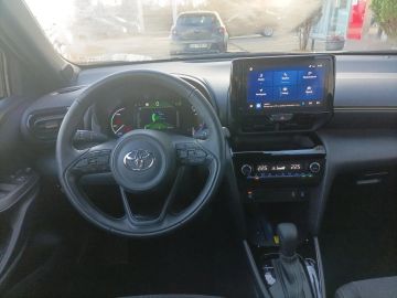 Car image 10