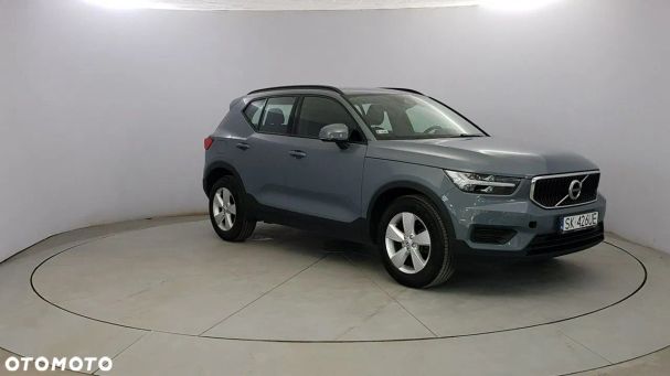 Volvo XC40 T3 Momentum 120 kW image number 9