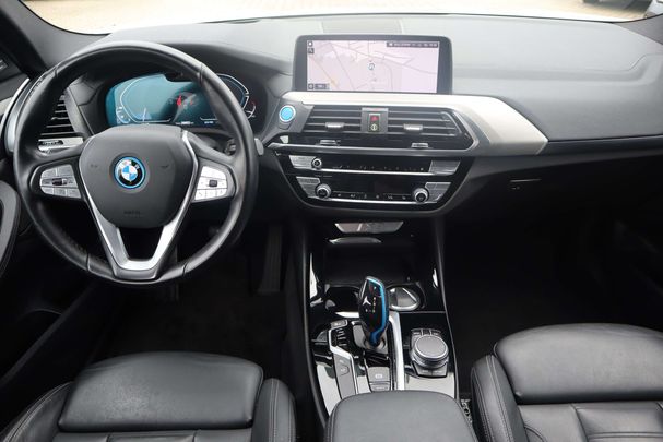 BMW iX3 210 kW image number 7