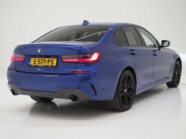 BMW 330e M Sport 215 kW image number 9