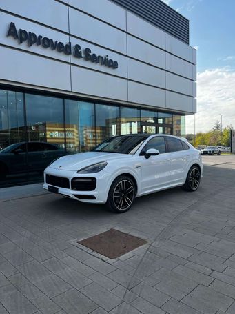 Porsche Cayenne Coupé Hybrid 340 kW image number 1