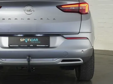 Car image 35