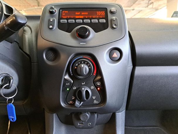 Toyota Aygo 53 kW image number 15