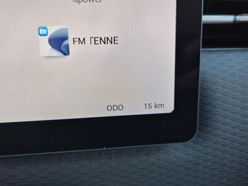 Car image 19