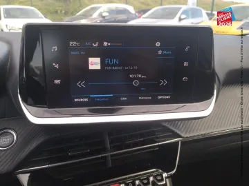 Car image 20