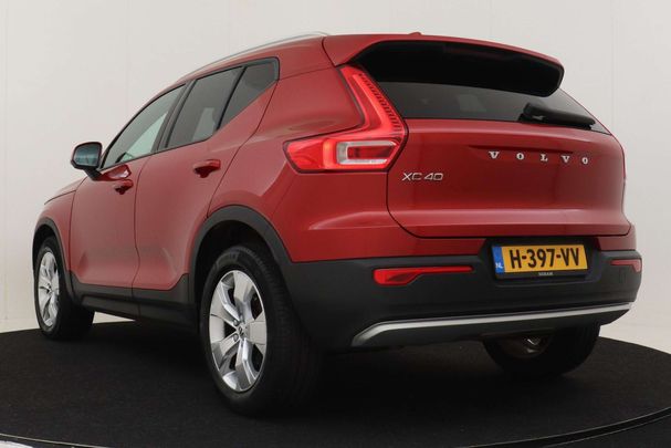 Volvo XC40 T3 Momentum Pro 120 kW image number 3