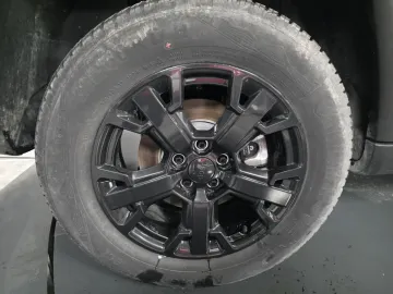Car image 47