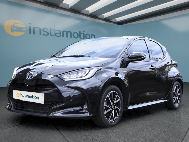 Toyota Yaris Hybrid Club