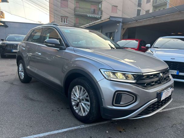 Volkswagen T-Roc 1.0 TSI T-Roc 81 kW image number 2