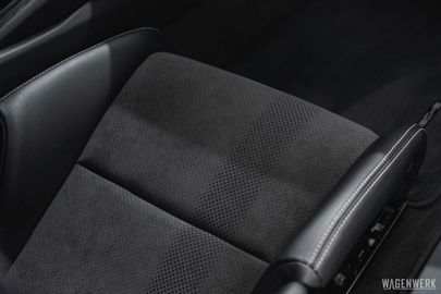 Car image 31