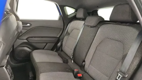 Car image 25