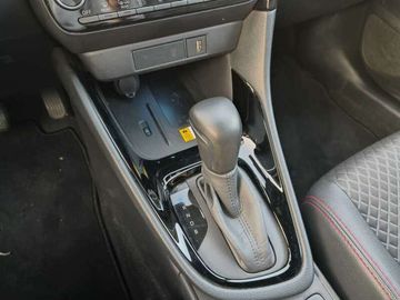 Car image 12