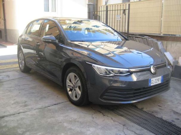 Volkswagen Golf 1.0 TSI Life 81 kW image number 1