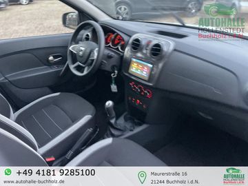 Car image 14