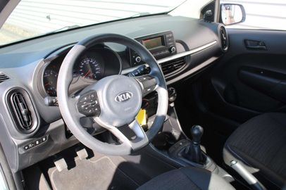 Car image 21